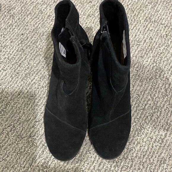 Toms boots  - Picture 1 of 4